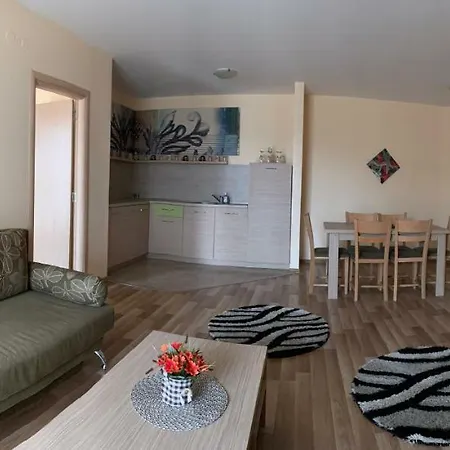 Sozopoli Hills 索佐波尔